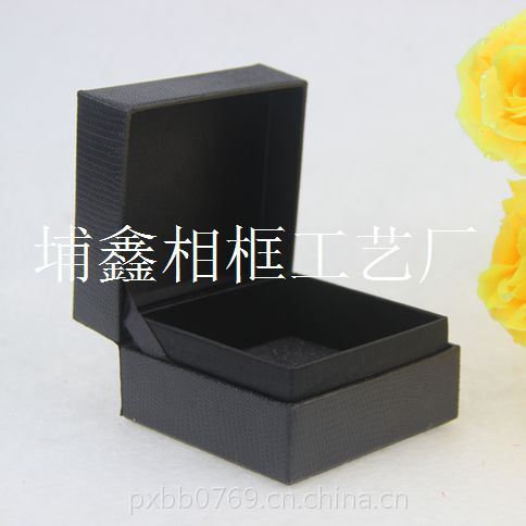 精美經(jīng)典翻蓋禮品盒 中高檔創(chuàng)意化妝盒