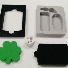  東莞純美服飾輔料有限責(zé)任公司 主營(yíng) 燙圖加工 工藝品燙鉆